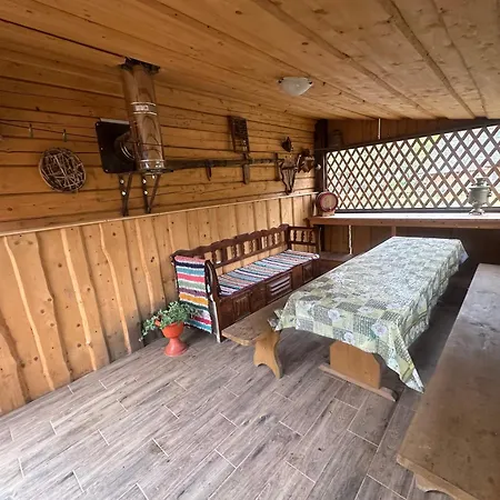 ,,у мітріци